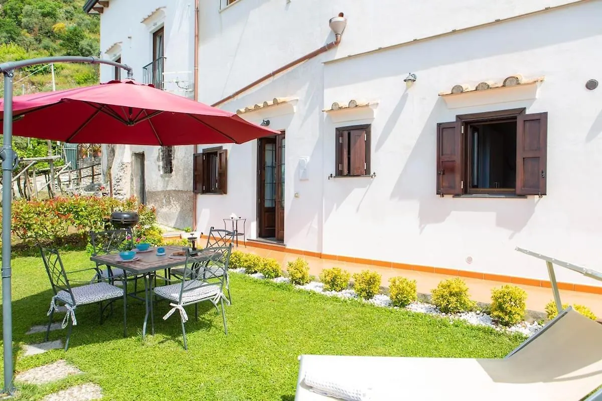 Il Giardino Di Rosa Villa Amalfi Nyaraló